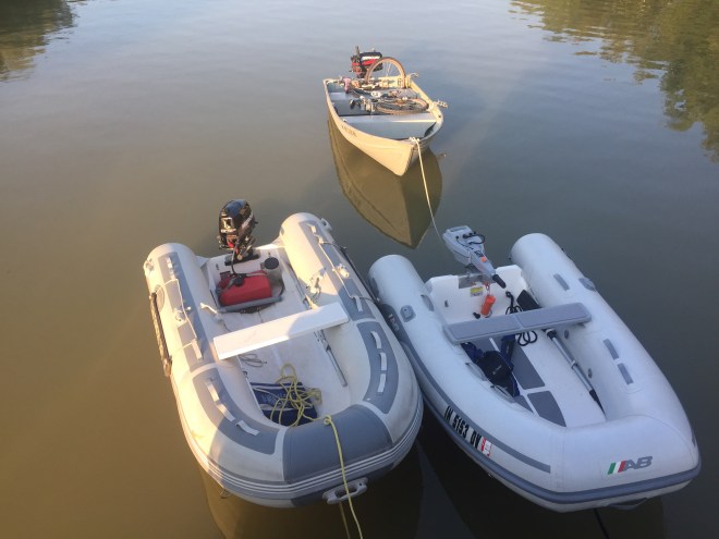Parking for cocktails on the boat Reunion.