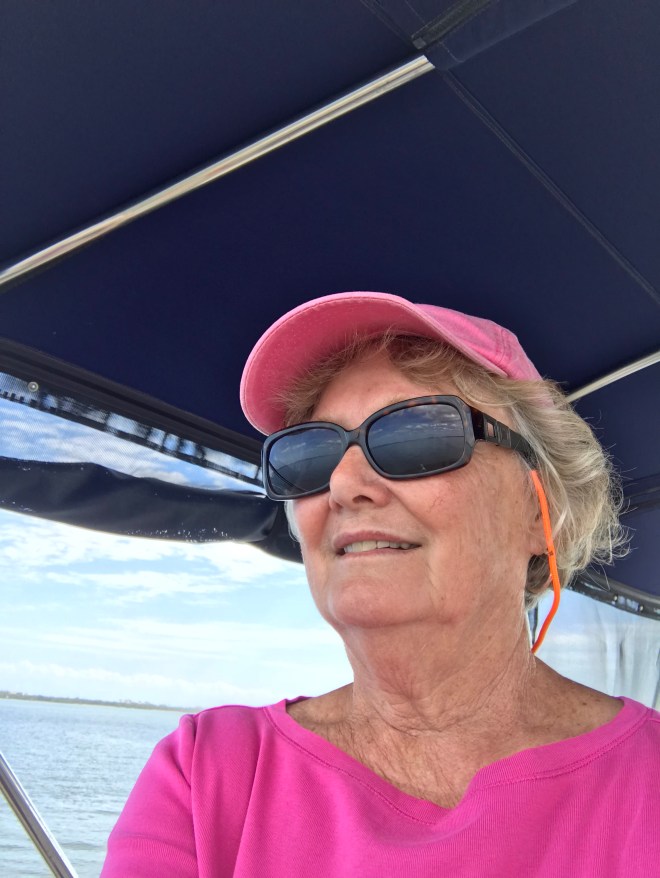 2JAgiCn2Q0iuszbTpoEKqw